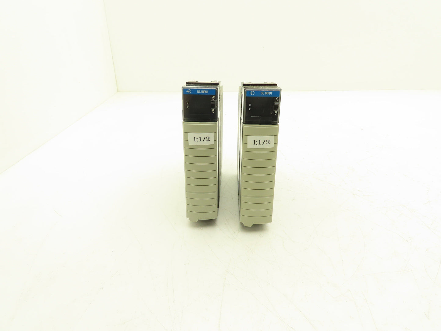 Allen Bradley 1756-IB16I DC Isolated Input 16PT 24VDC Firmware 2.2 Lot of 2