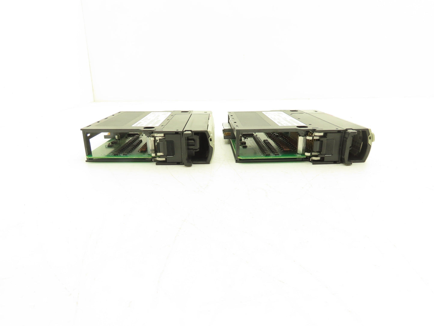 Allen Bradley 1756-IB16I DC Isolated Input 16PT 24VDC Firmware 2.2 Lot of 2