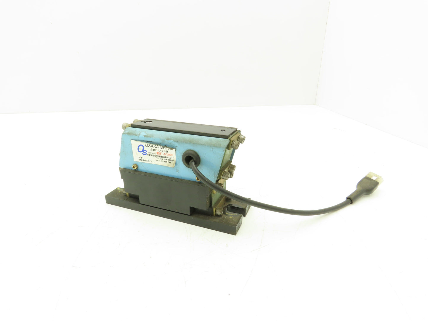 Osaka Seiko Small Parts Feeder Linear Conveyor Vibration Magnetic Motor 200V