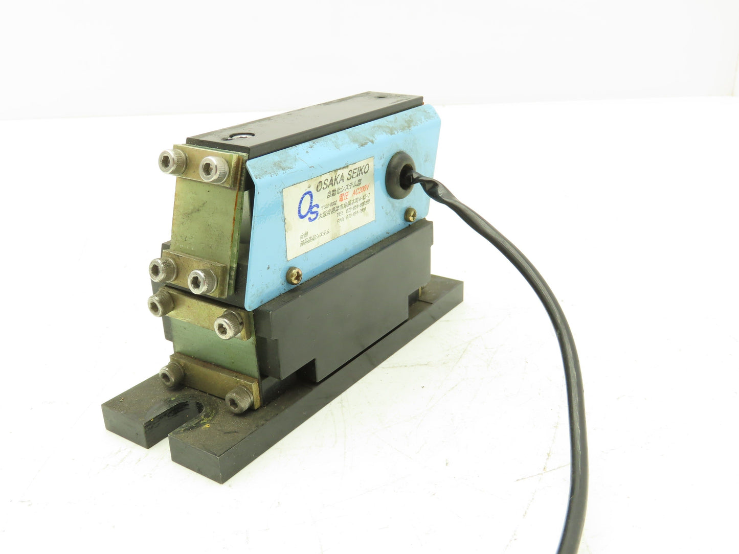 Osaka Seiko Small Parts Feeder Linear Conveyor Vibration Magnetic Motor 200V