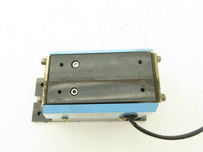 Osaka Seiko Small Parts Feeder Linear Conveyor Vibration Magnetic Motor 200V