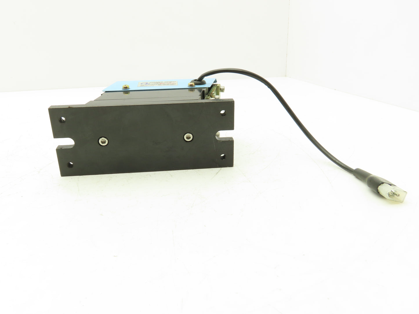 Osaka Seiko Small Parts Feeder Linear Conveyor Vibration Magnetic Motor 200V