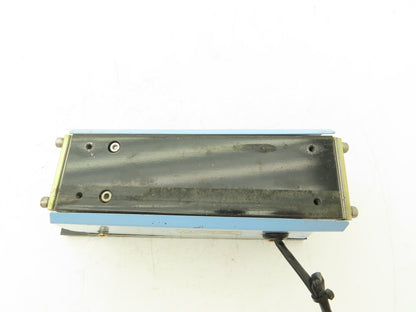 Osaka Seiko Small Parts Feeder Linear Conveyor Vibration Magnetic Motor 200V