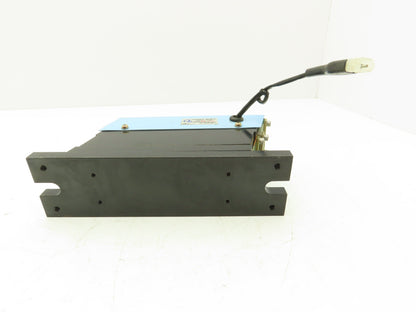 Osaka Seiko Small Parts Feeder Linear Conveyor Vibration Magnetic Motor 200V