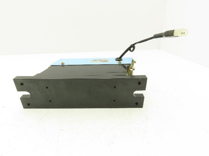 Osaka Seiko Small Parts Feeder Linear Conveyor Vibration Magnetic Motor 200V