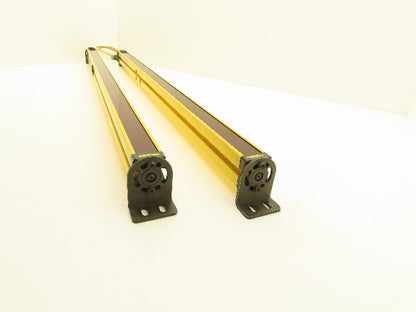 Banner SLSE30-900P8 SLSR30-900P8 EZ-SCREEN Safety Curtain Receiver Emitter 900mm