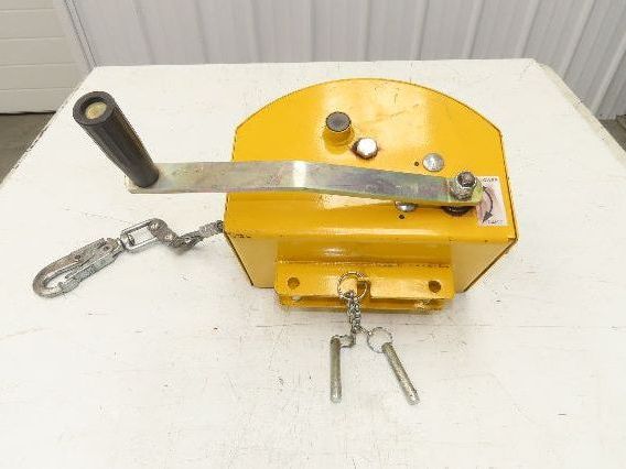 Miller 8442/65 Manhandler Manrated 350lbs Work Winch 65' SS Cable Confined Space