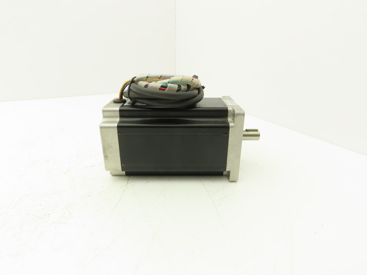Chuangwei Motor 86BHH150-400B-32J Stepper Motor 2PH 5A 1/2" Shaft 4.4 Ft-Lb