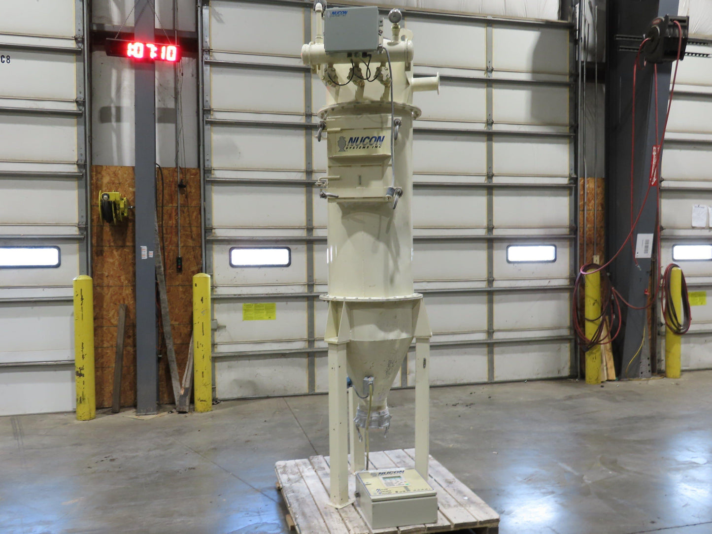 Nucon 60 Gallon Cyclone Dust Collector Baghouse Receiver Blowoff 36" Filters