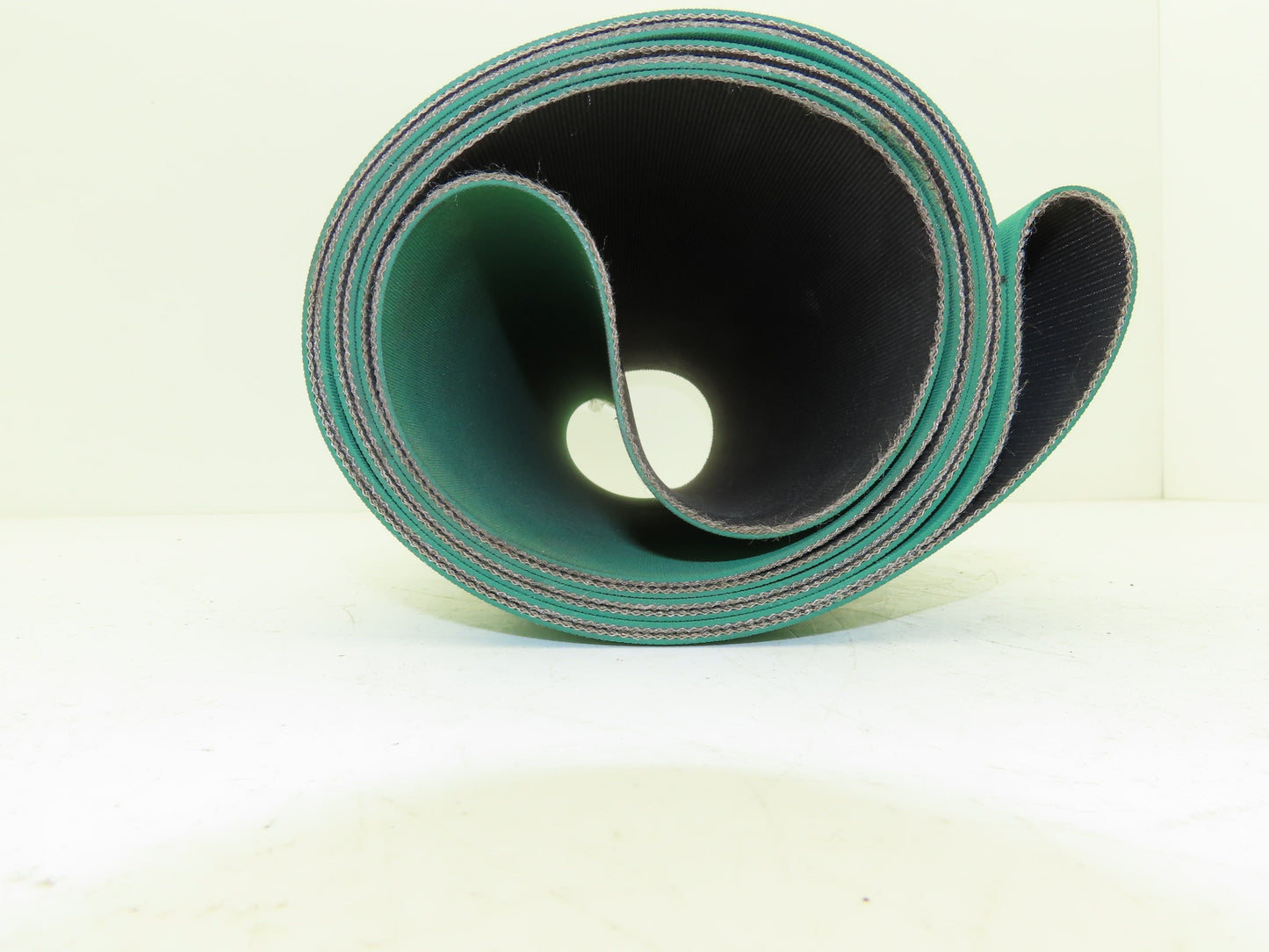 Habasit HAT-8P Material Handling Conveyor Belt Green Rubber 425x2243mm Endless