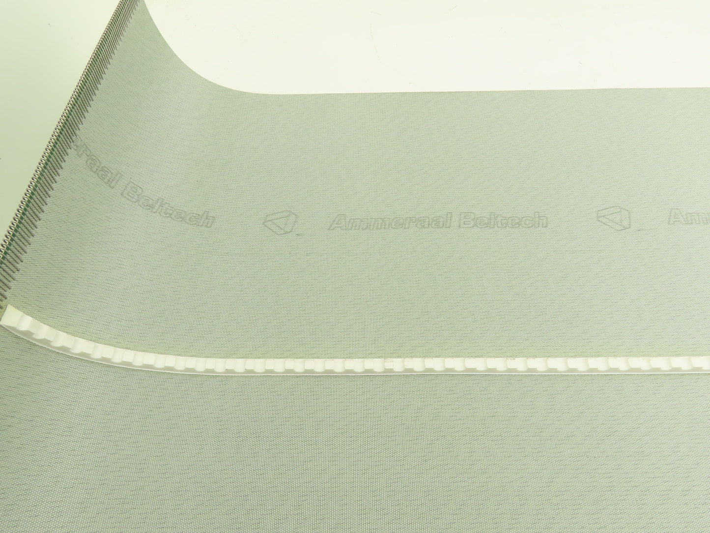 Ammeraal Beltech Conveyor Belt 520x1155mm V-Belt Guide Grip-Top Green