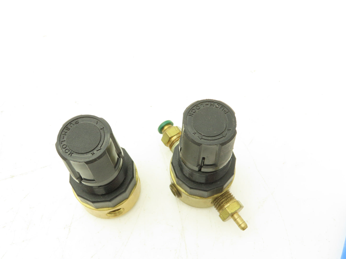 Watts R364-02AG Regulator Valve 0-25PSI With AR254-170AS Bracket Lot of 2