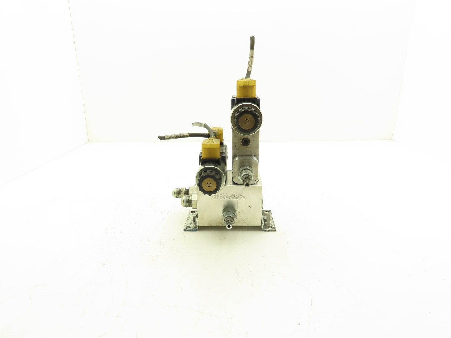 Bosch Rexroth 4WE6G62/EG24N9K4/62 Hydraulic Solenoid Valves w/Manifold 24VDC