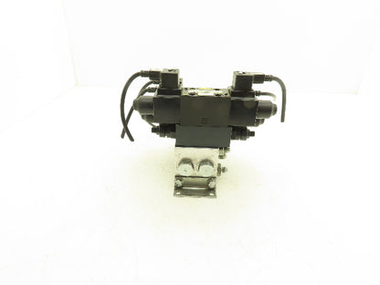 Parker D1VW Hydraulic Directional Solenoid Valves 3-Station Manifold 115V