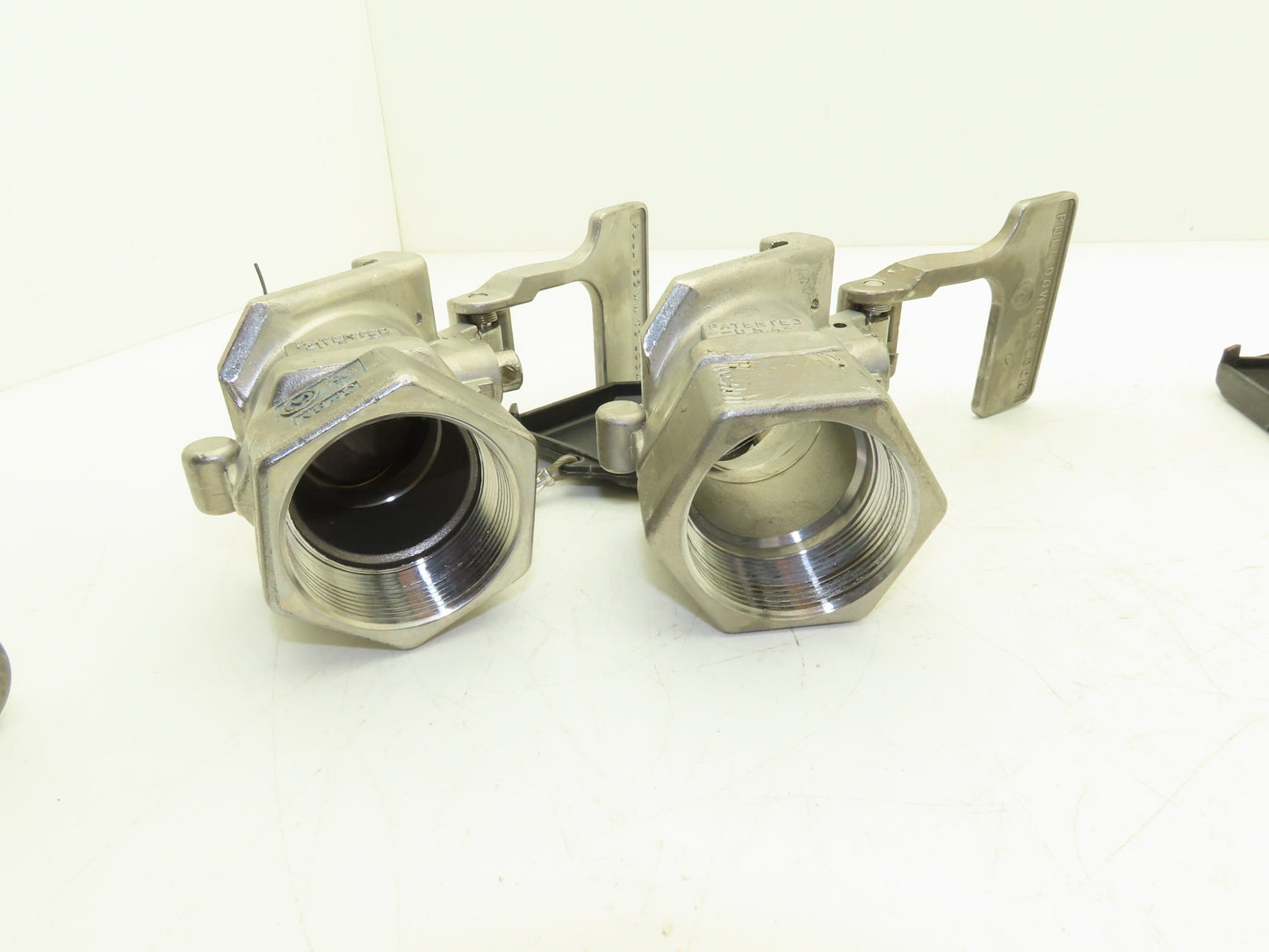 Dry Link 2" Stainless Sanitary Disconnect Threaded Coupling *For Repair*