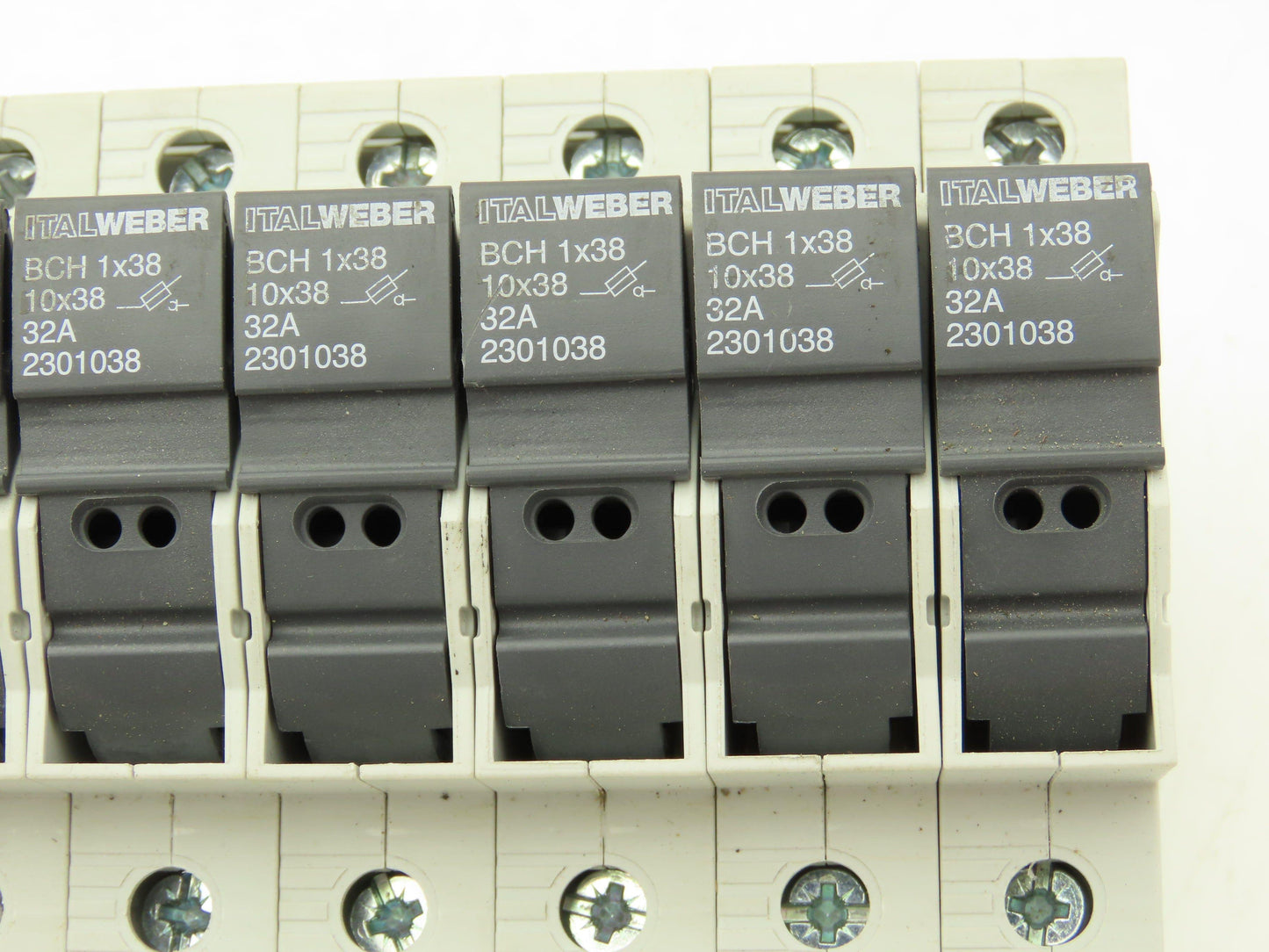 Italweber 2301038 BCH 1x38 Fuse Holder 1-Pole 32A 600V 18-8AWG 10x38 Lot of 11
