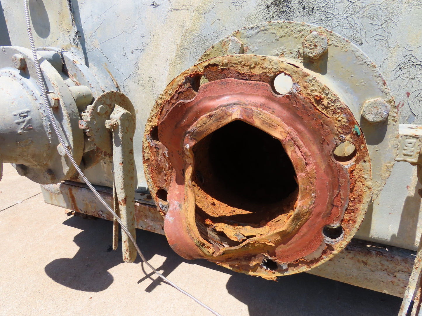 Baltimore Aircoil Cooling Tower Water Chiller 4-Pump Unit 3000 Gal Tank 30Hp