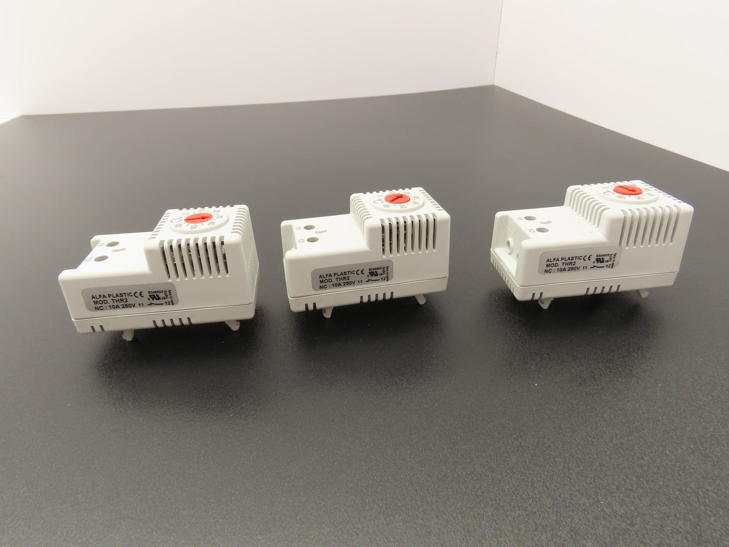 Alfa THR2 Thermostat Bimetal 0/+60C 250VAC 10A/125VAC 15A NC Lot of 3