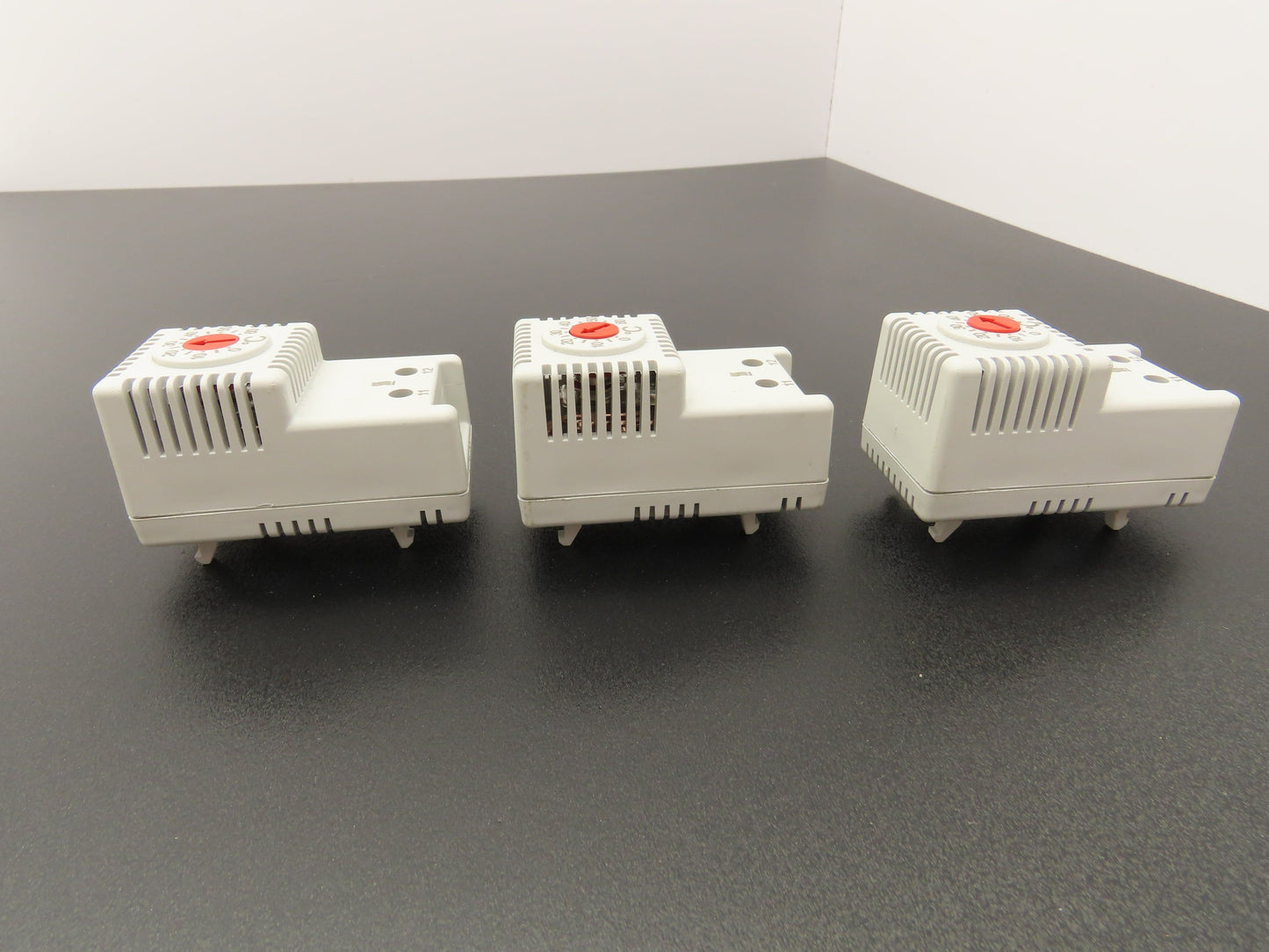 Alfa THR2 Thermostat Bimetal 0/+60C 250VAC 10A/125VAC 15A NC Lot of 3