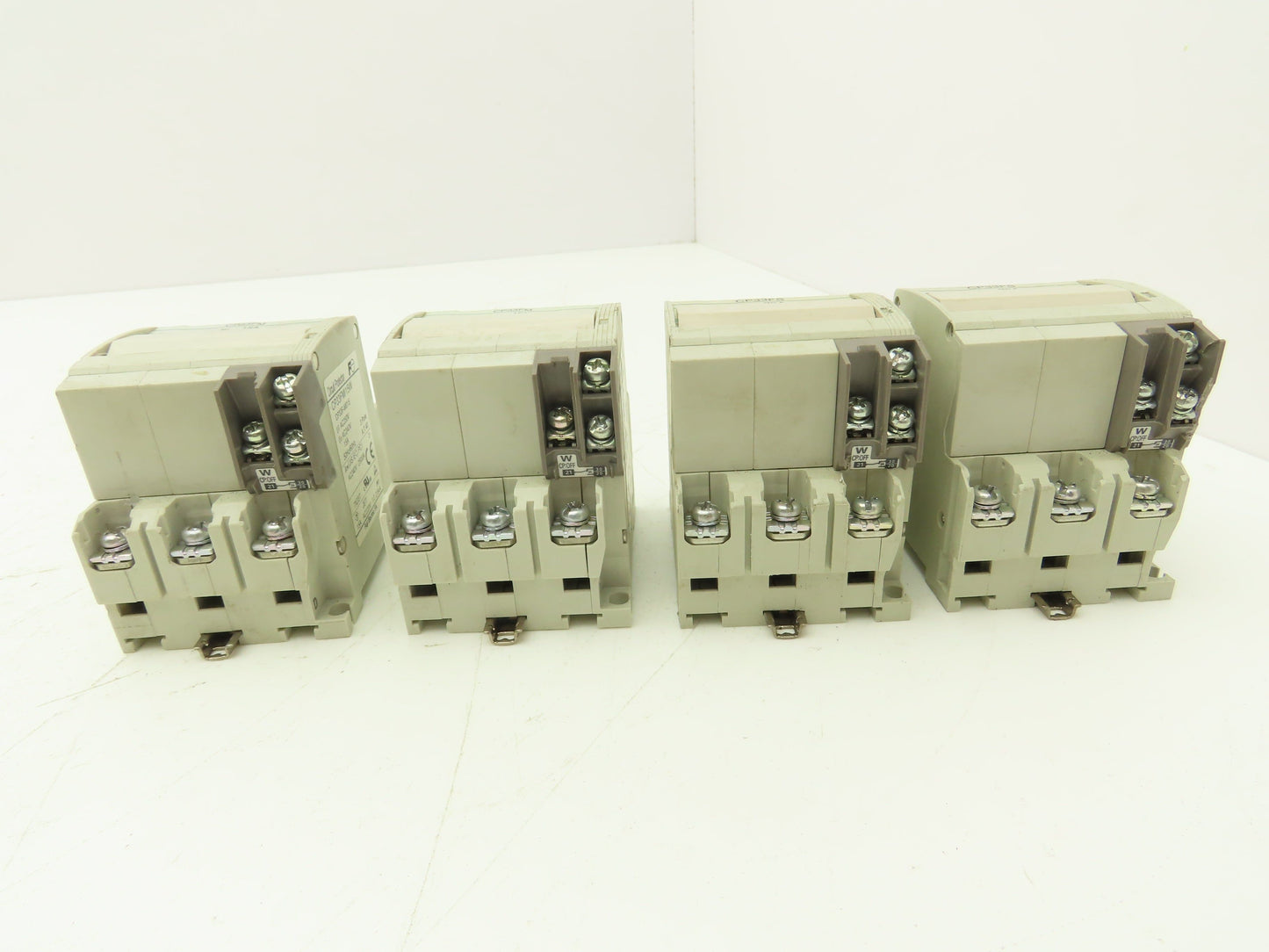 Fuji Electric CP33FM/15W CP33FS/20W AC Circuit Breakers 15/20A 3-Pole Lot of 4