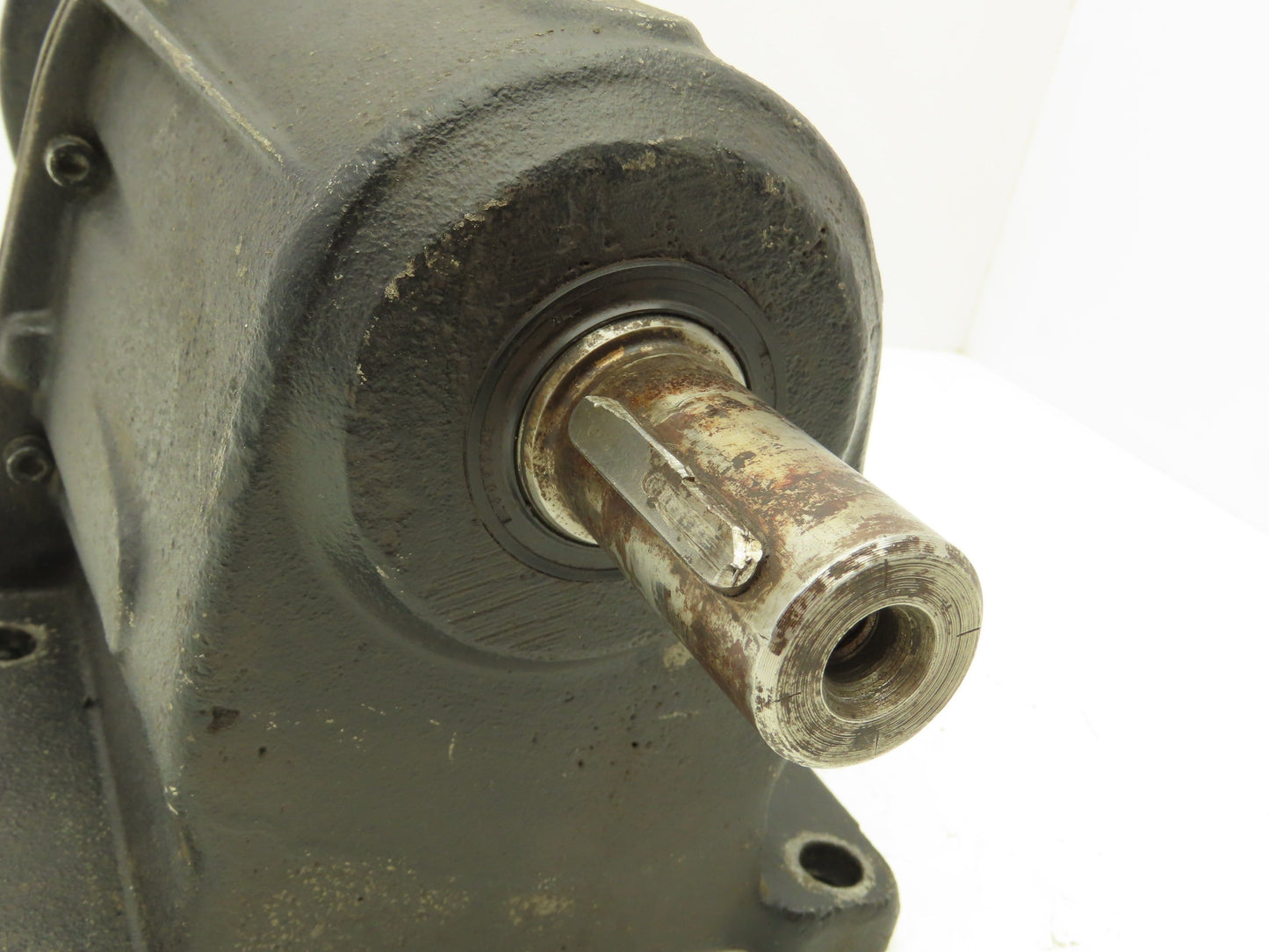 Lenze 12.602.12.1.5 Inline Gearbox 6.3:1 Reducer 285 RPM IEC Metric Frame