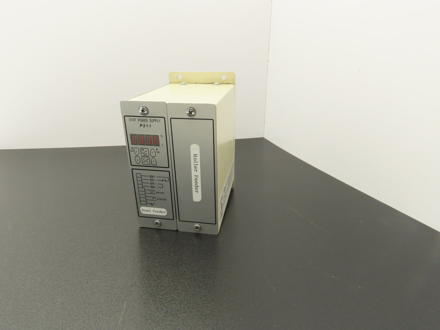 Sanki VVVF P211 Parts Feeder Power Supply 100/200VAC In 0-240VAC Out