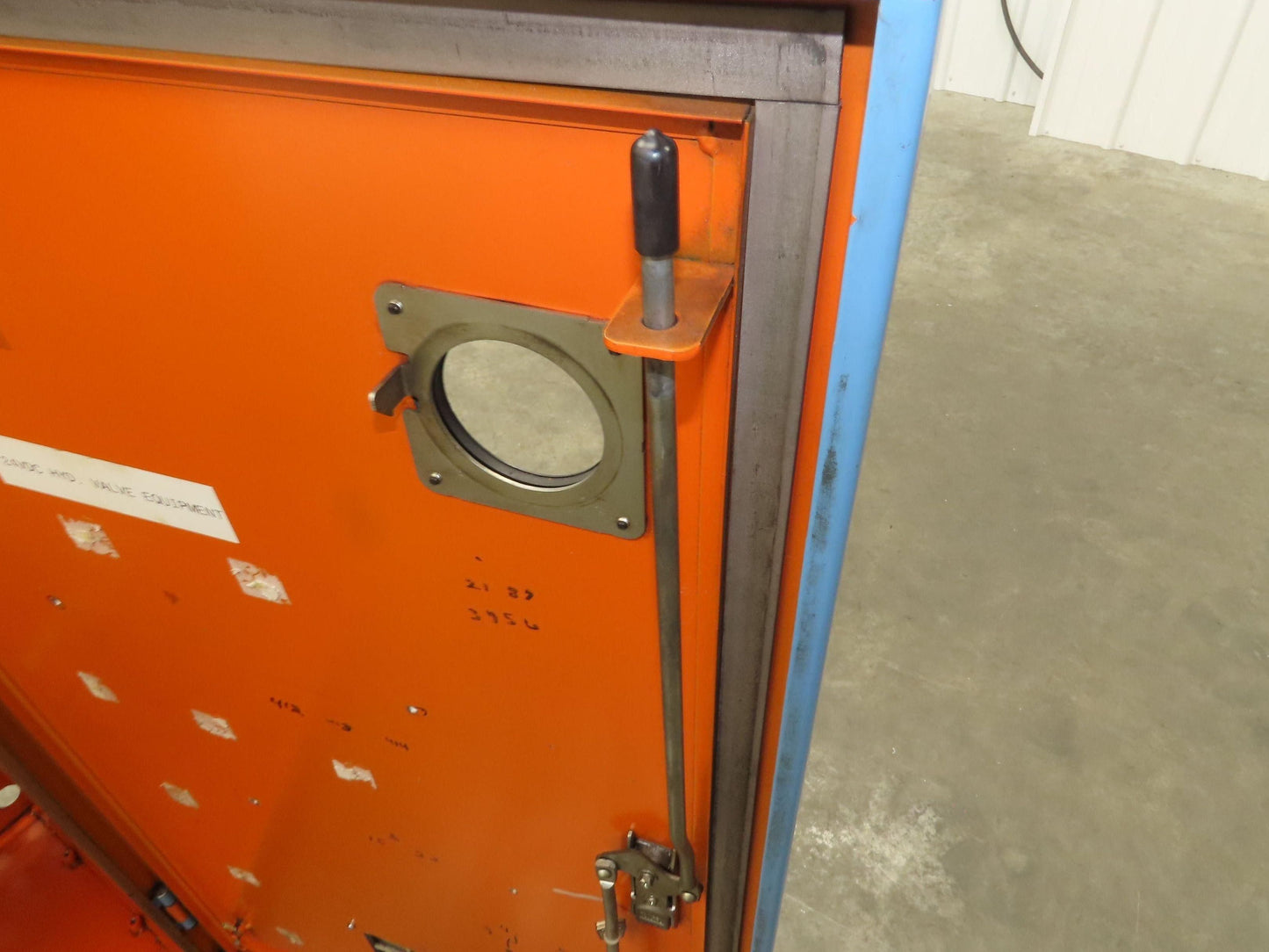 Takigen Freestanding Electrical Enclosure 1100x650x400mm 43x25x14" Disconnect