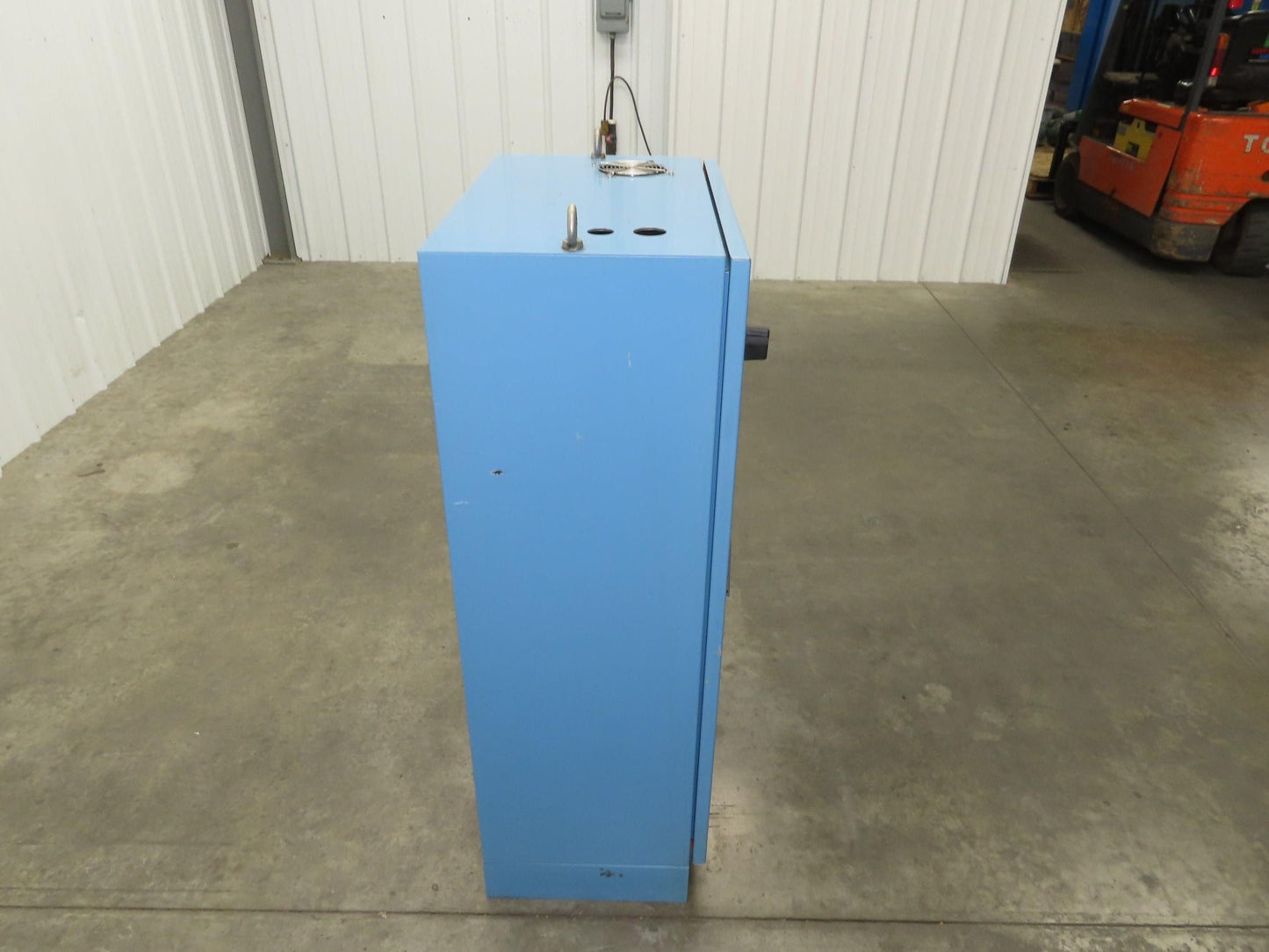 Takigen Freestanding Electrical Enclosure 1100x650x400mm 43x25x14" Disconnect