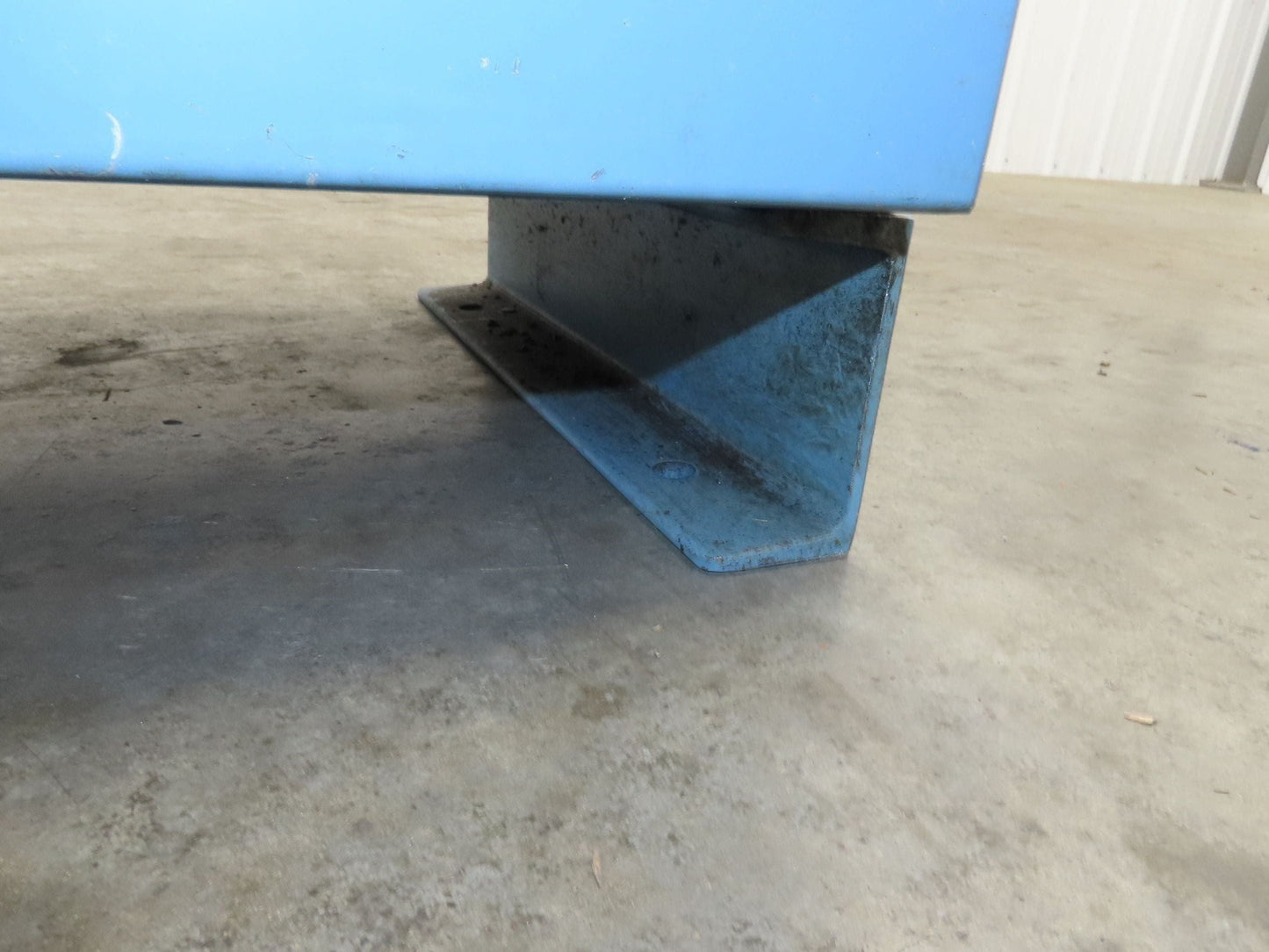 Takigen Freestanding Electrical Enclosure 1100x650x400mm 43x25x14" Disconnect