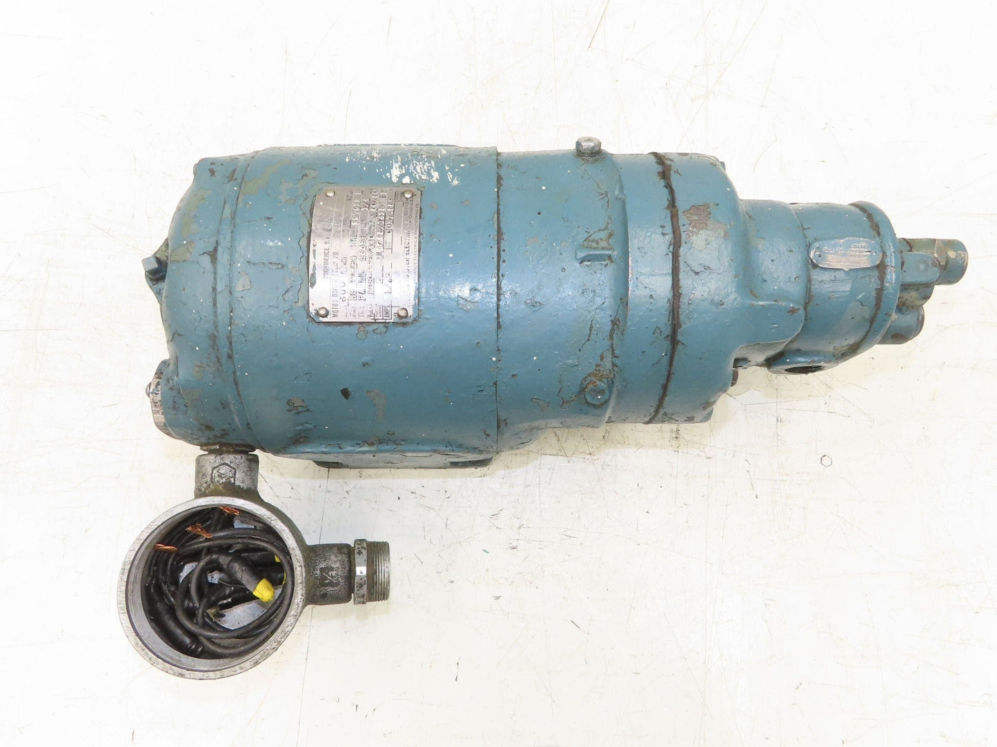 Brown & Sharpe Model 111 Hydraulic Gear Pump 3GPM 600 RPM 1/2"npt 230/460V Motor