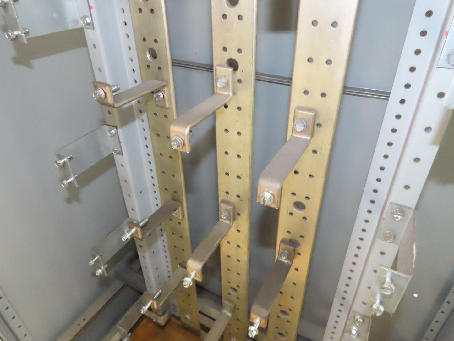 Siemens SB1 Switchboard Load Center 1200A 277/480V 3 Phase 4 Wire 2 Section