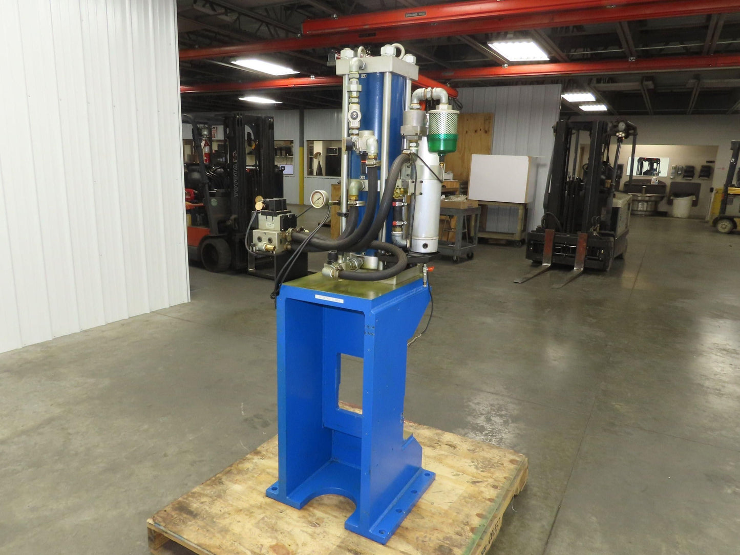 Hirotaka PCH-24-1015-V3-G Pneumatic Press 24 Ton 100mm Stroke 15mm High Thrust