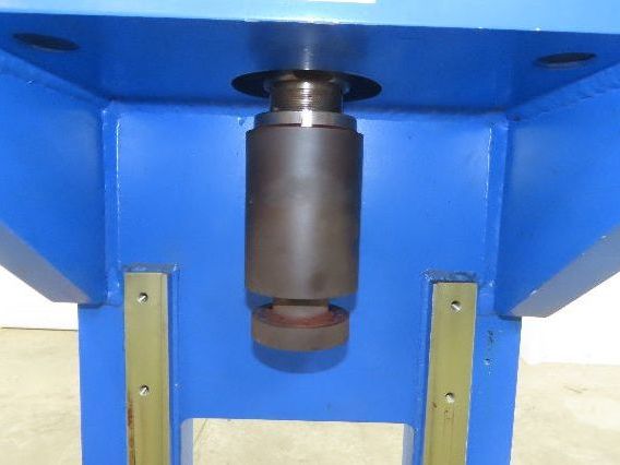 Hirotaka PCH-17-1015-V3-G Pneumatic Press 17 Ton 100mm Stroke 15mm High Thrust