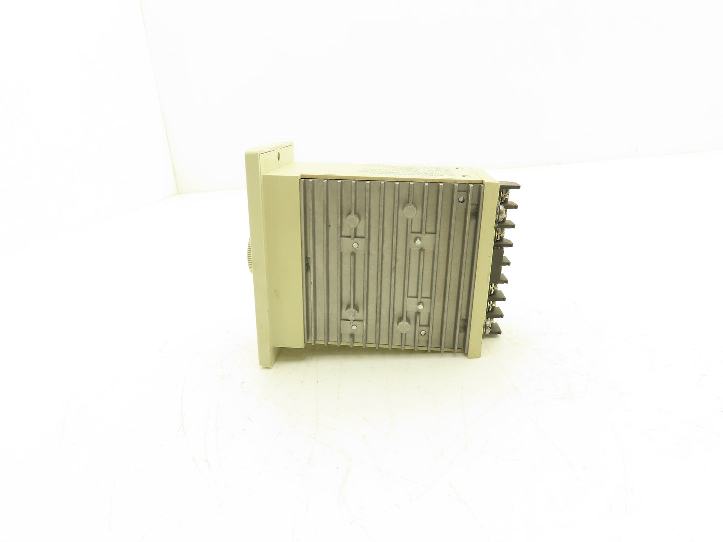 Oriental Motor Co. FE100S AC Motor Drive 240V 3PH 1A In 0-200V 0-80Hz 0.2kVA Out