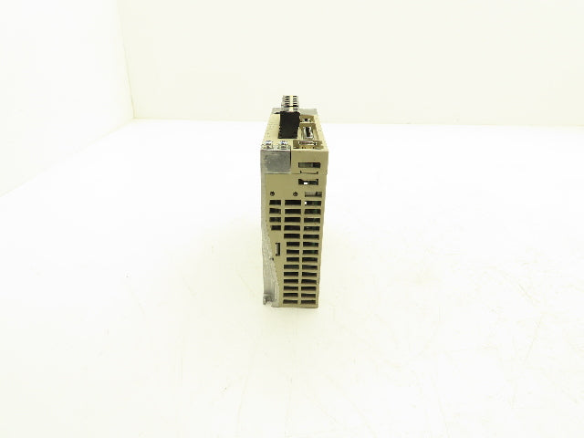 Yaskawa SGDS-02A01A AC Motor Drive 1PH 230V 2.4A In 3PH 0-230V 0-300Hz 200W Out