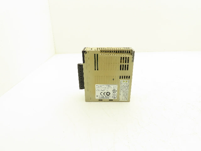 Yaskawa SGDS-02A01A AC Motor Drive 1PH 230V 2.4A In 3PH 0-230V 0-300Hz 200W Out