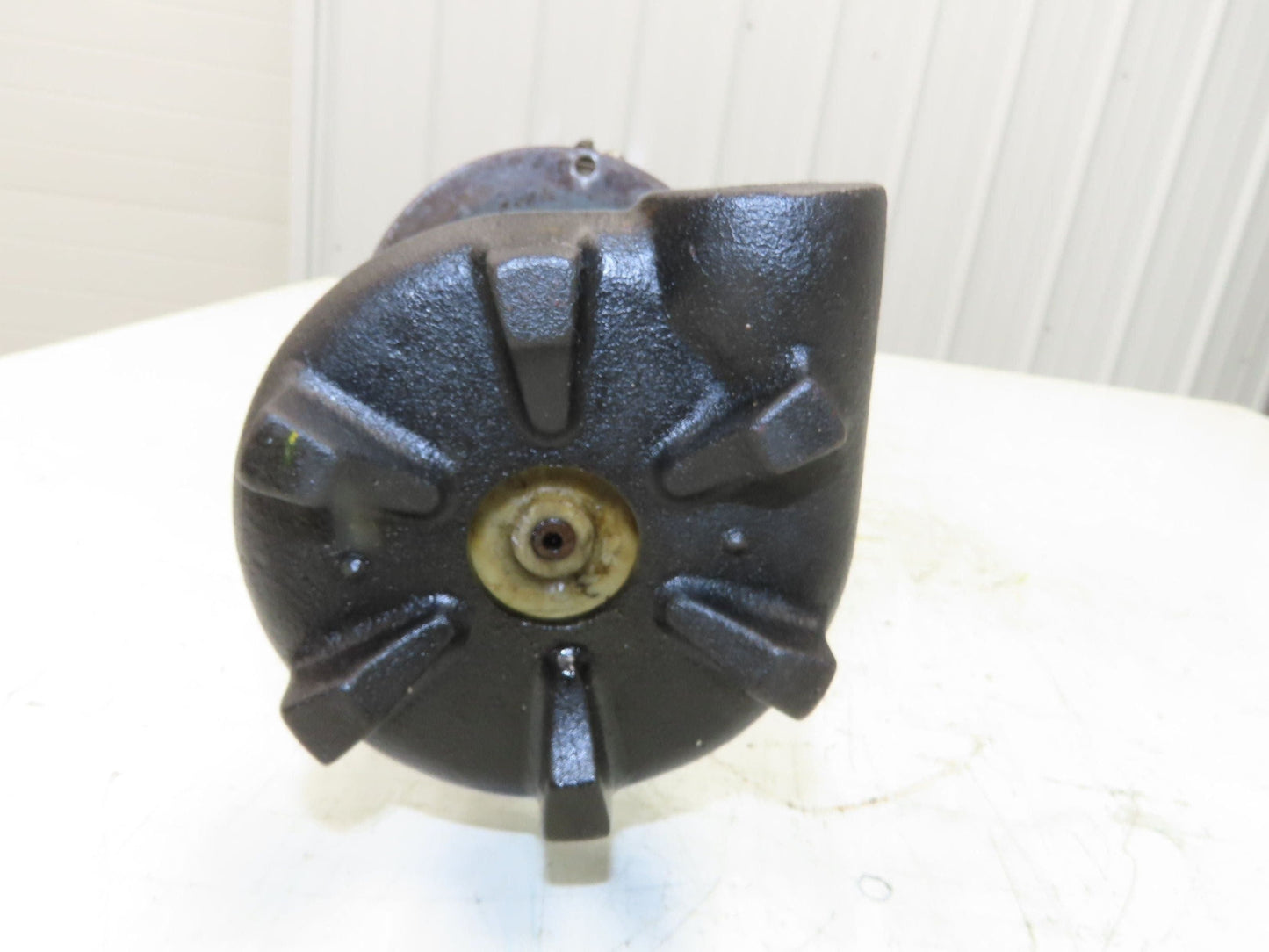 Gusher 9025-L Vertical Immersion Coolant Pump 1/2" NPT 110/220V 1PH