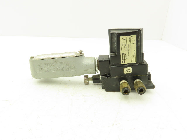 Parker GG20025B22M05 Pneumatic Solenoid Control Valve 24VDC 1/4" NPT
