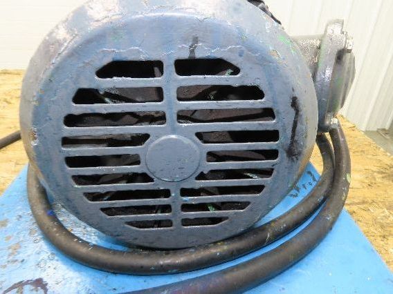 Blackmer XLW2E-N  2" Sliding Vane Pump 5Hp 230/460V RH Inlet