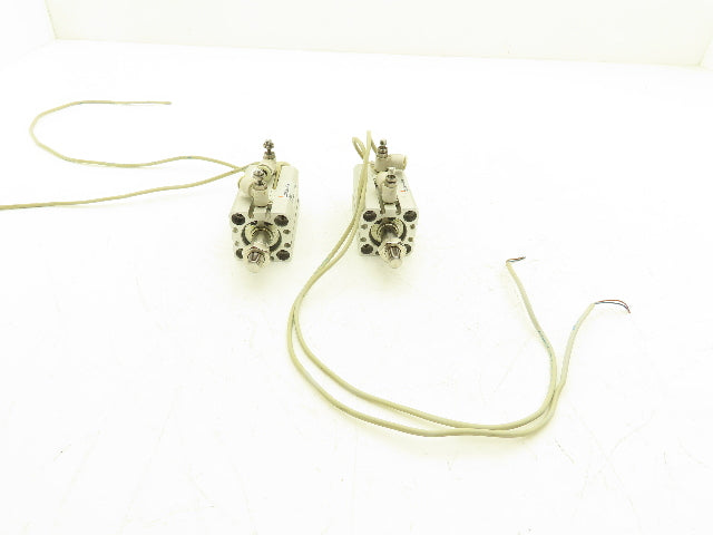 SMC CDQSWB25-30DM-M9BL Pneumatic Air Cylinder Double End 5mm Stroke Lot of 2