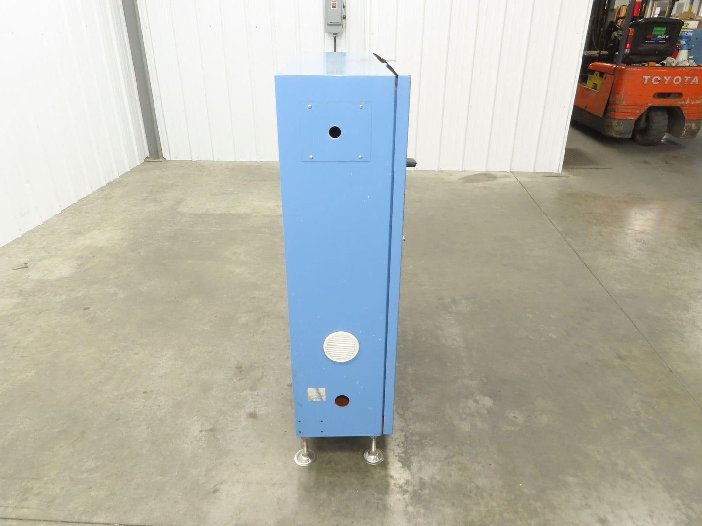 Takigen Freestanding Electrical Enclosure 1100x1000x300mm 40A Disconnect