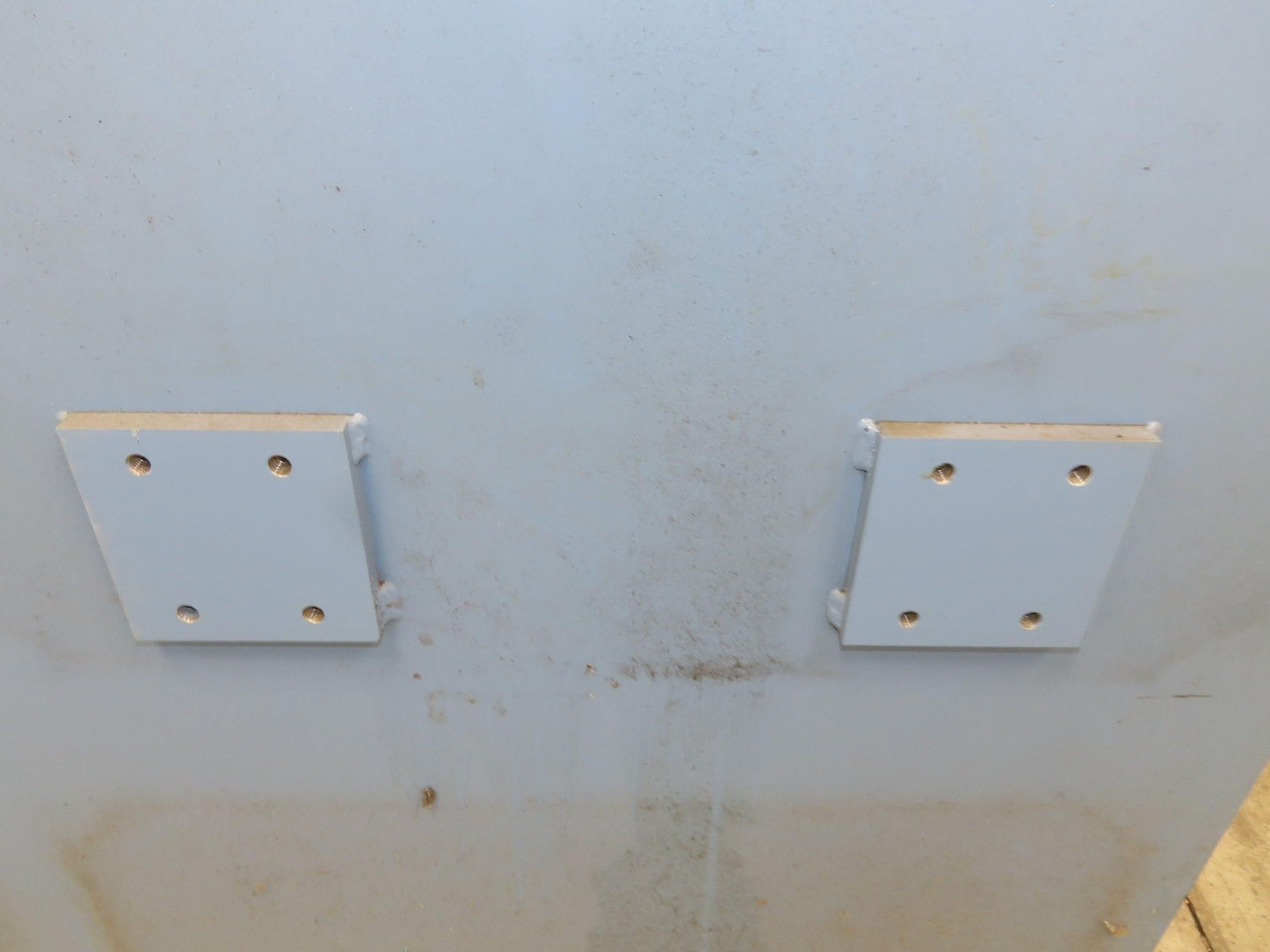 Takigen Freestanding Electrical Enclosure 1100x1000x300mm 40A Disconnect