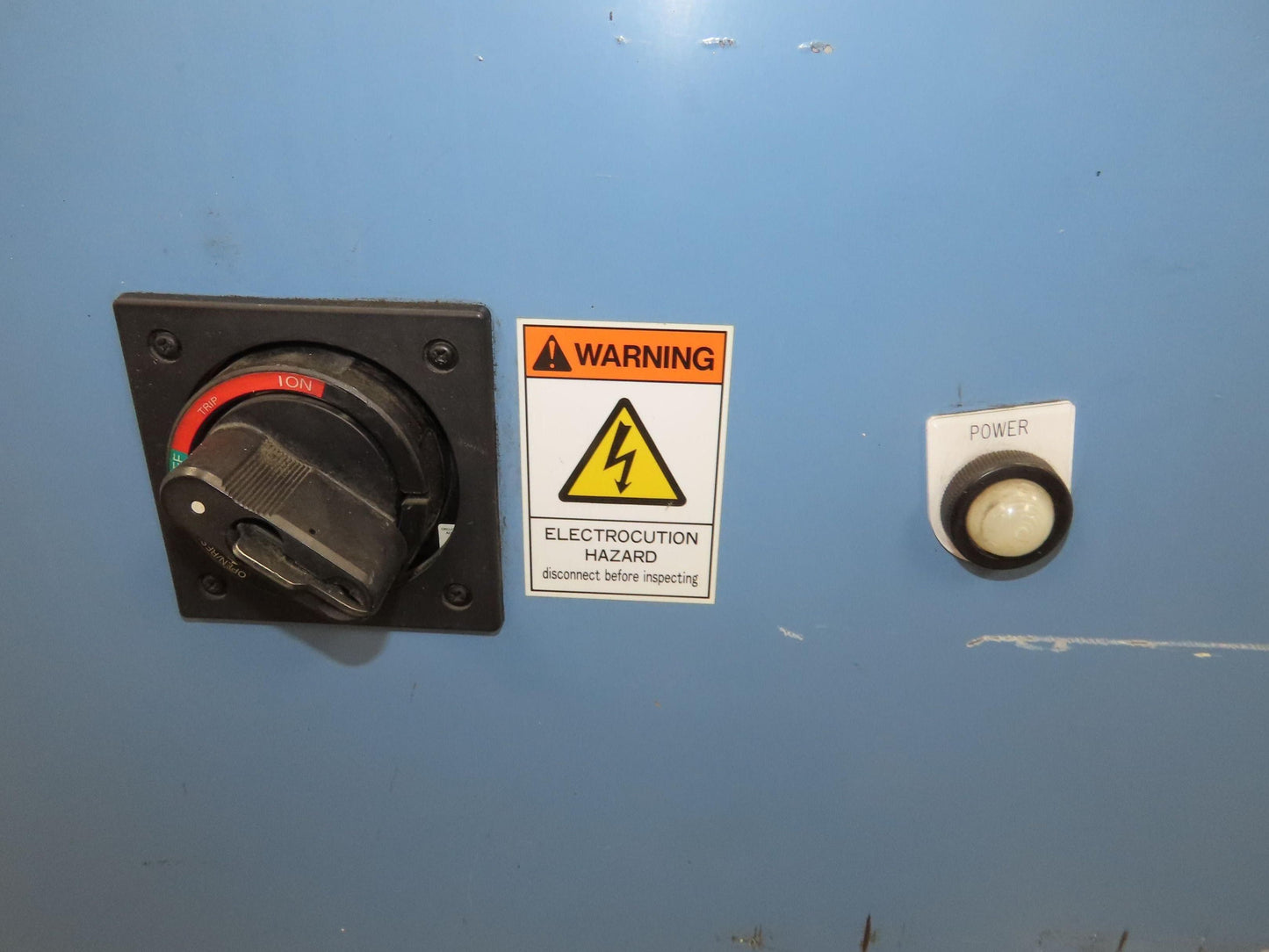 Takigen Freestanding Electrical Enclosure 900x1800x400mm 60A Disconnect