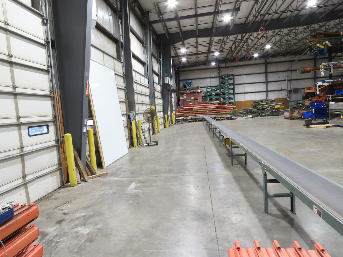 Hytrol 18"x 91' Slider Bed Conveyor 16" Belt 2Hp 230/460V Center Drive 52 FPM