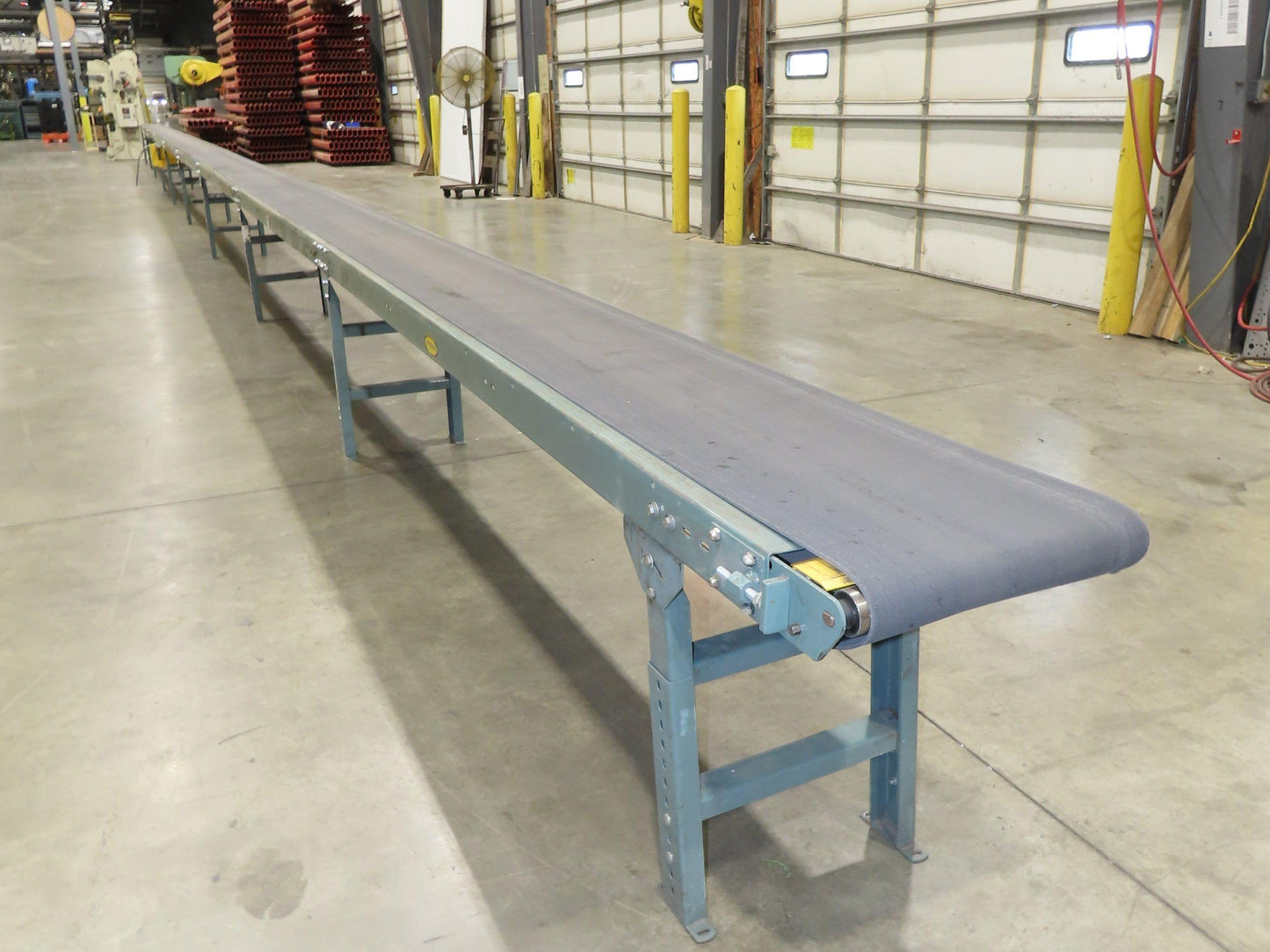 Hytrol 18"x 91' Slider Bed Conveyor 16" Belt 2Hp 230/460V Center Drive 52 FPM