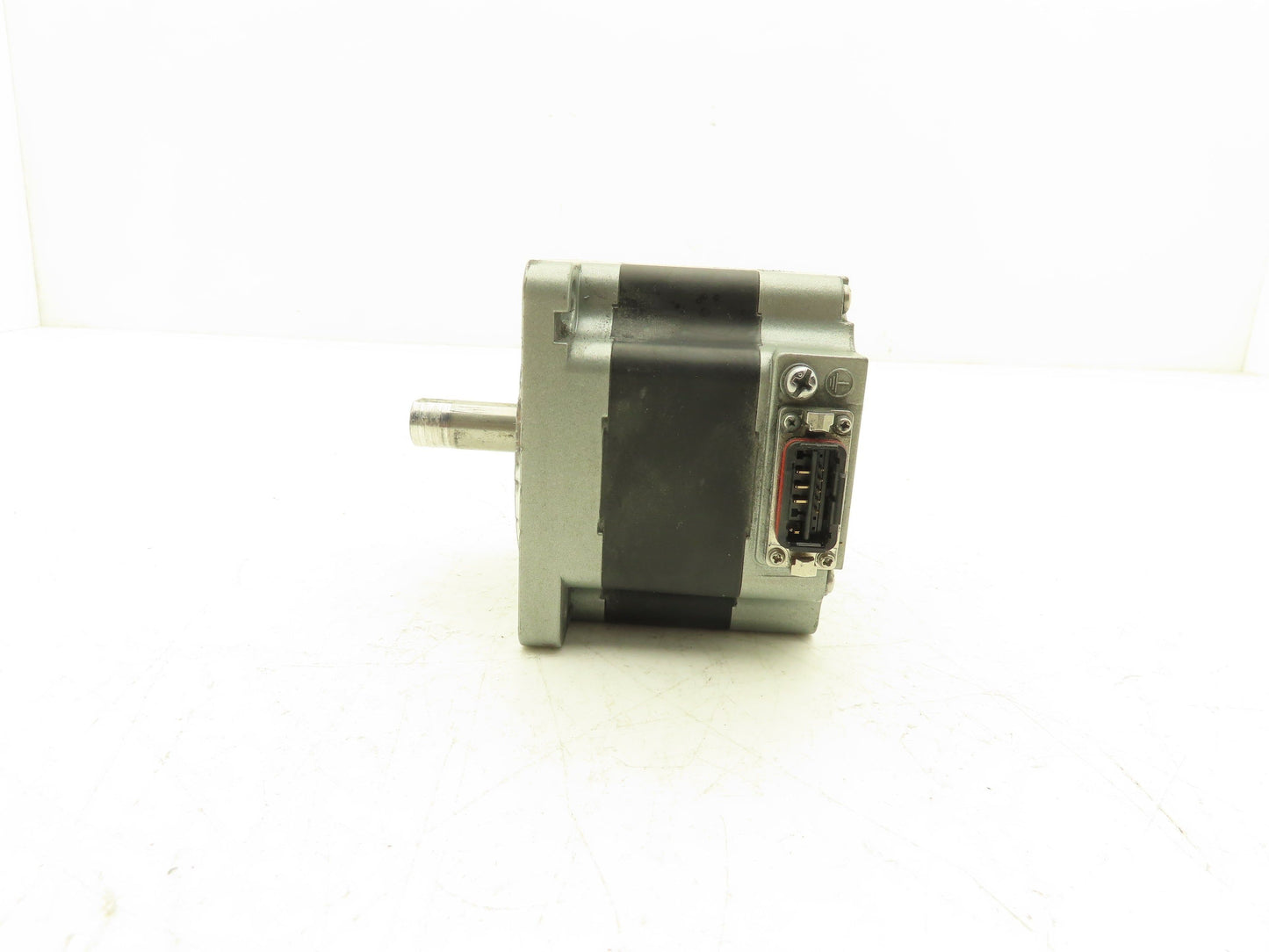 Oriental Motor BLM5400HP-ACS Brushless Stepper Motor 0-240VAC 0-333Hz 3000 RPM