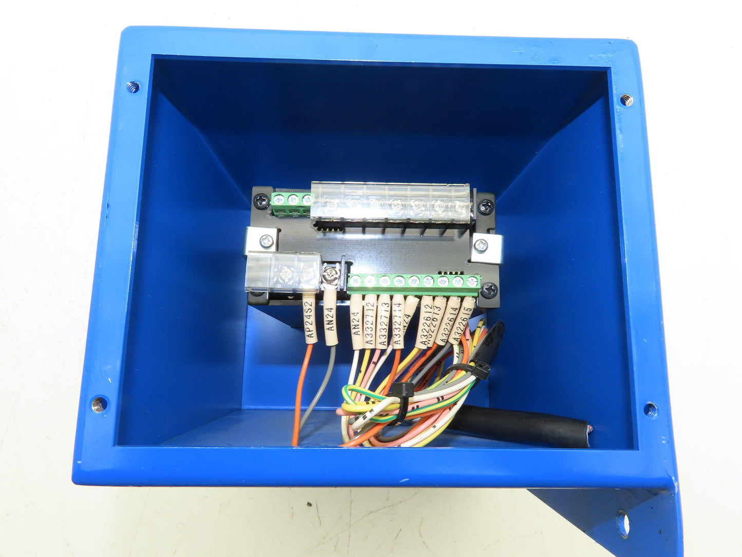 Kyowa WGI-400A-10 Instrumentation Amplifier 4-Digit LED