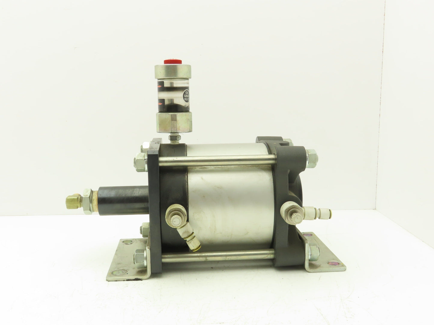 Hirotaka RB-160-30-28 Pneumatic Rush Booster Hydraulic Cylinder Booster 100 PSI