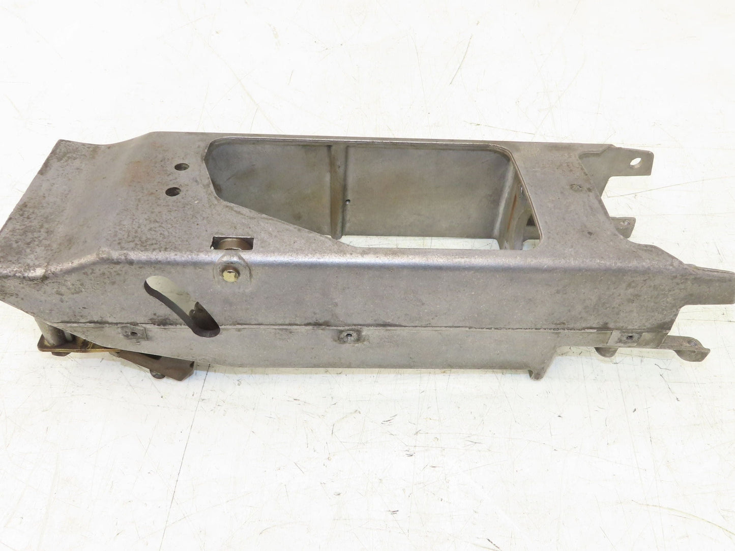 Hyster E60XM-33 Forklift Steering Column Bracket Adjustable