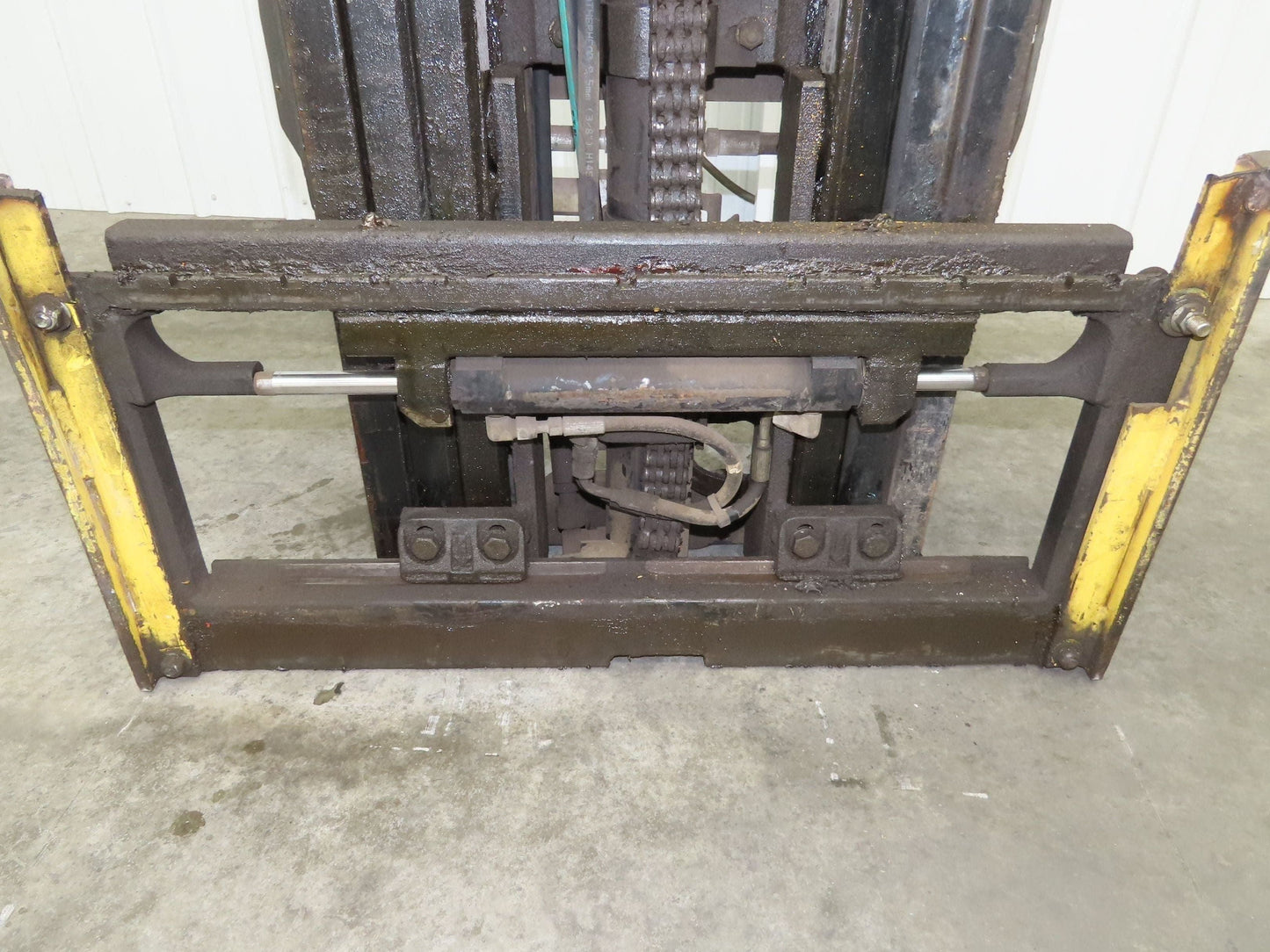 Hyster E30Z Forklift 3 Stage Mast 187" @ 2800LB From Hyster E30Z